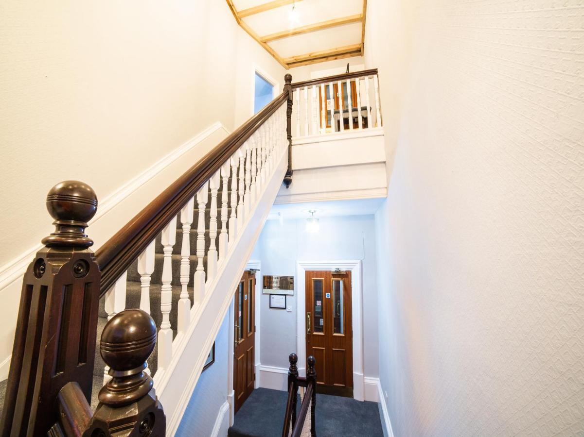 Churchill'S Hotel Wombwell Εξωτερικό φωτογραφία