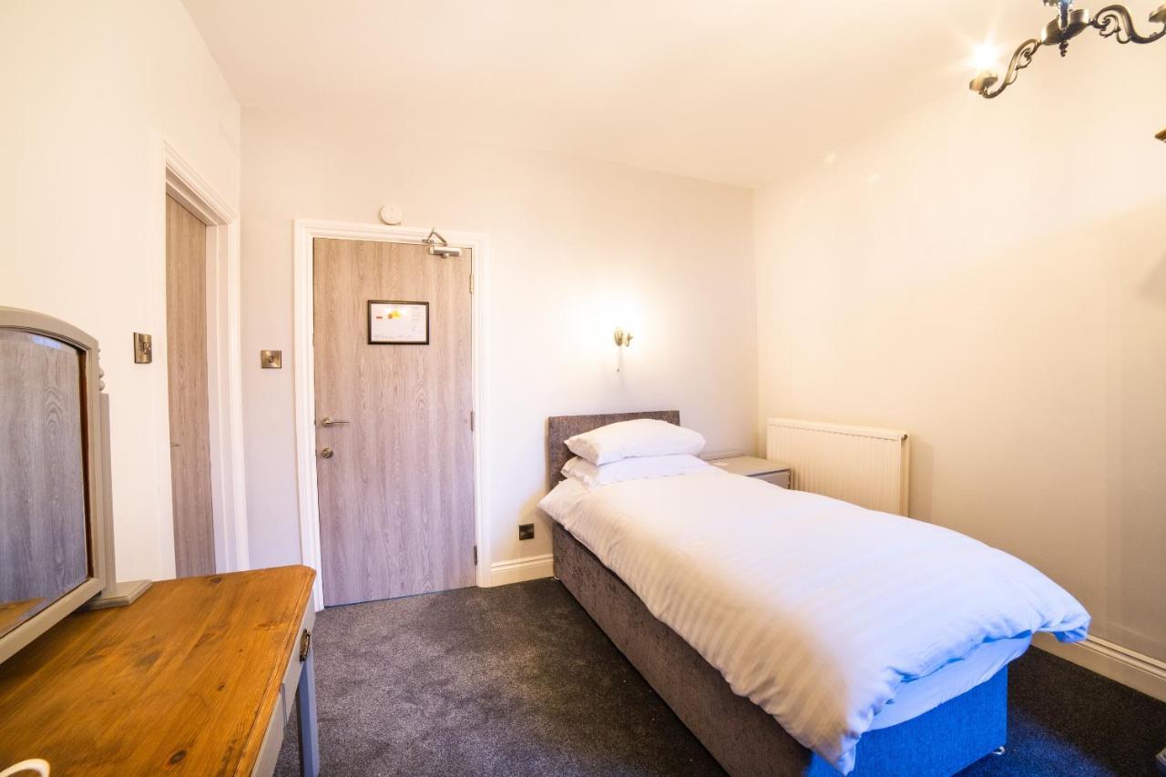 Churchill'S Hotel Wombwell Εξωτερικό φωτογραφία